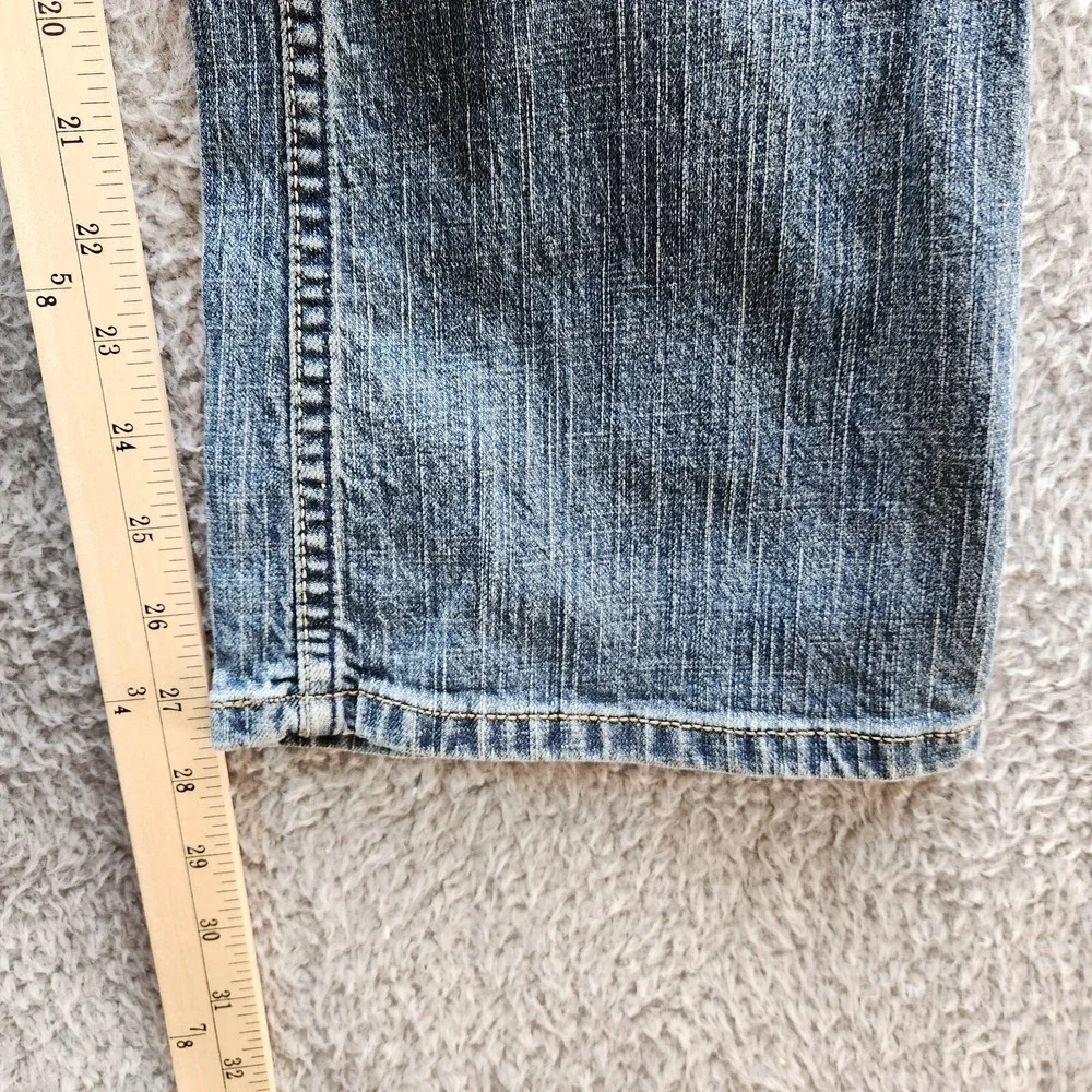 Levis levi signature